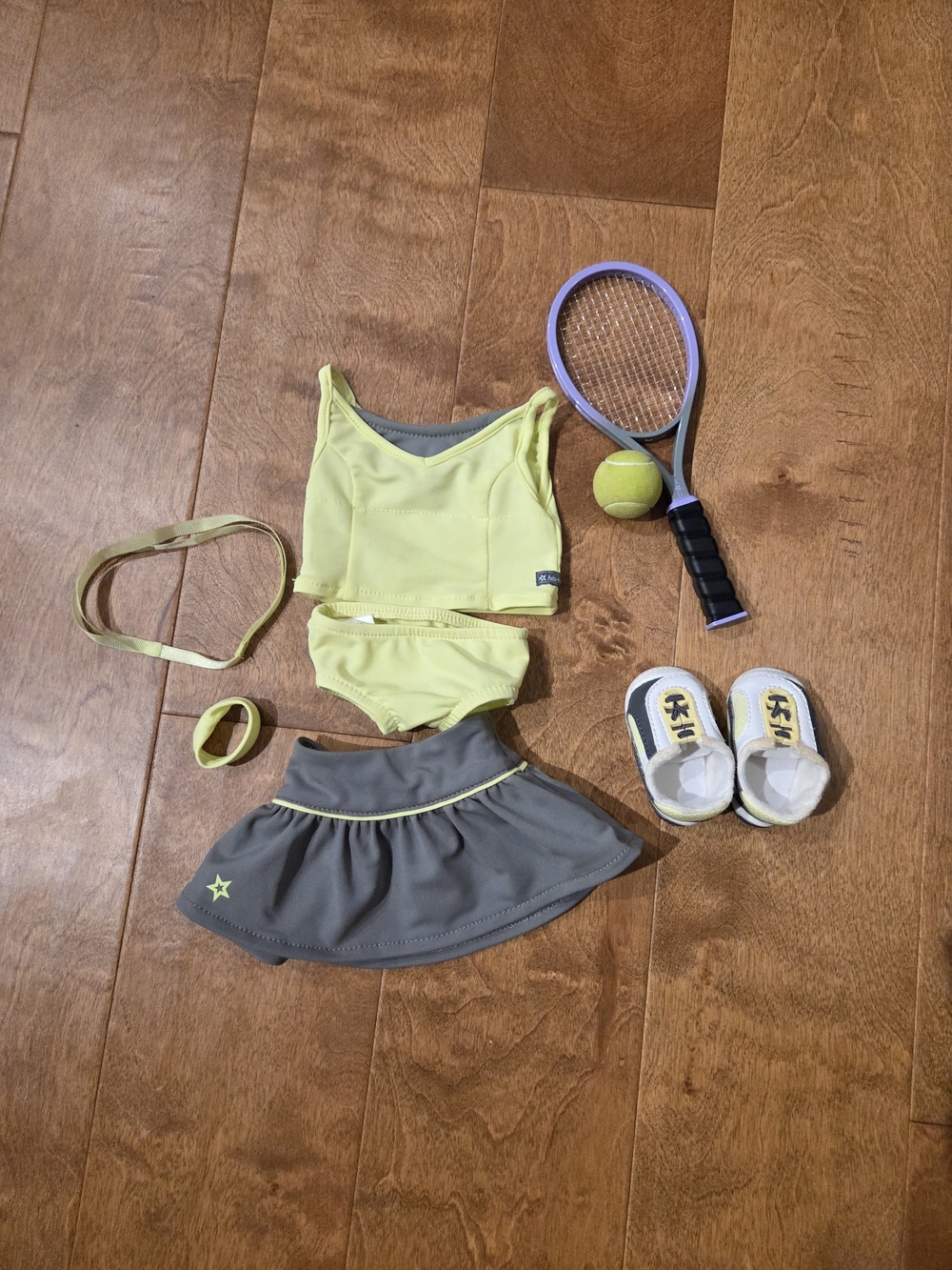 AMERICAN GIRL Doll Tennis Outfit Tank Skirt Shoes Racket Ball Yellow Gray